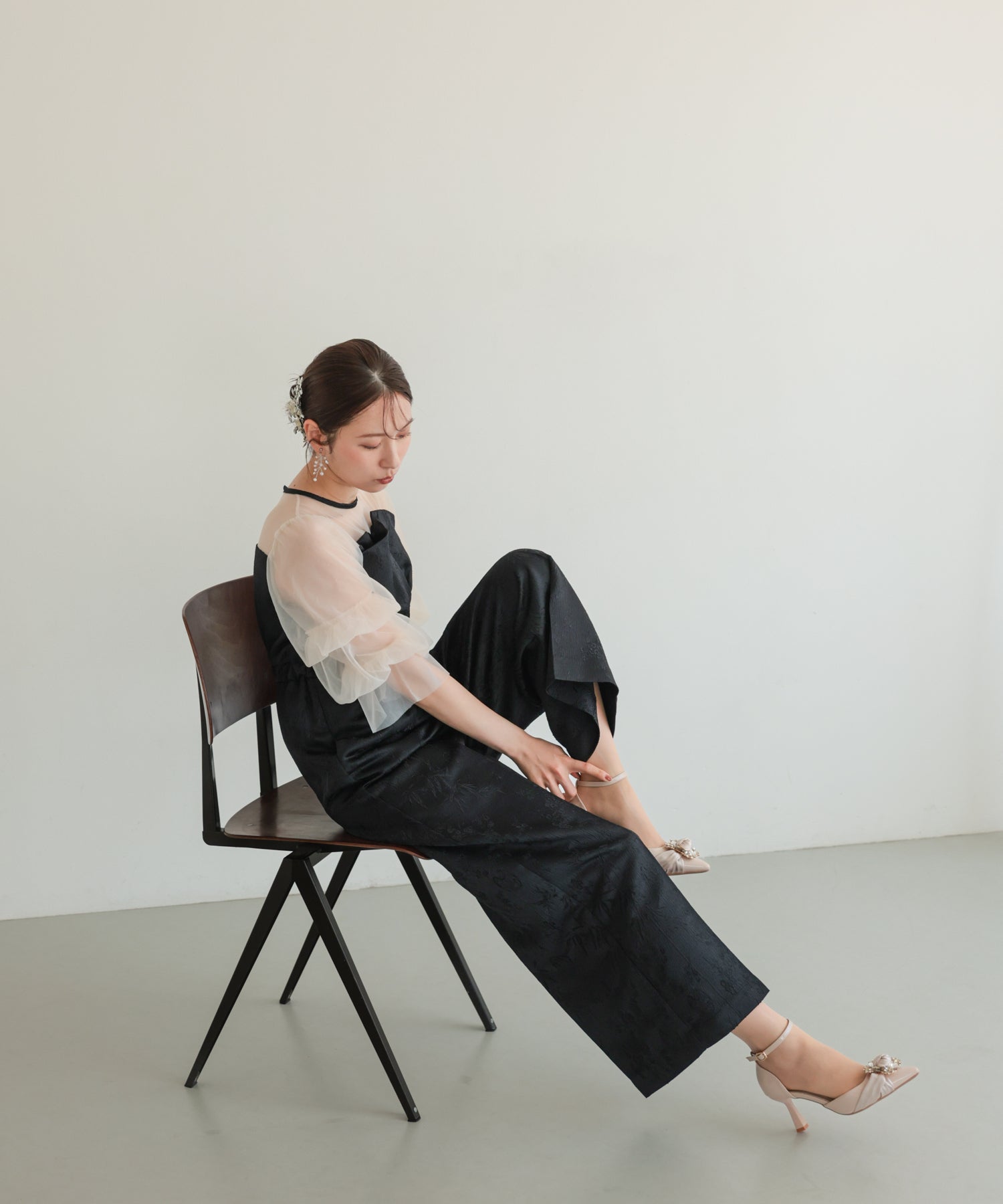 ブラック×ベージュ/163cm/Mサイズ着用