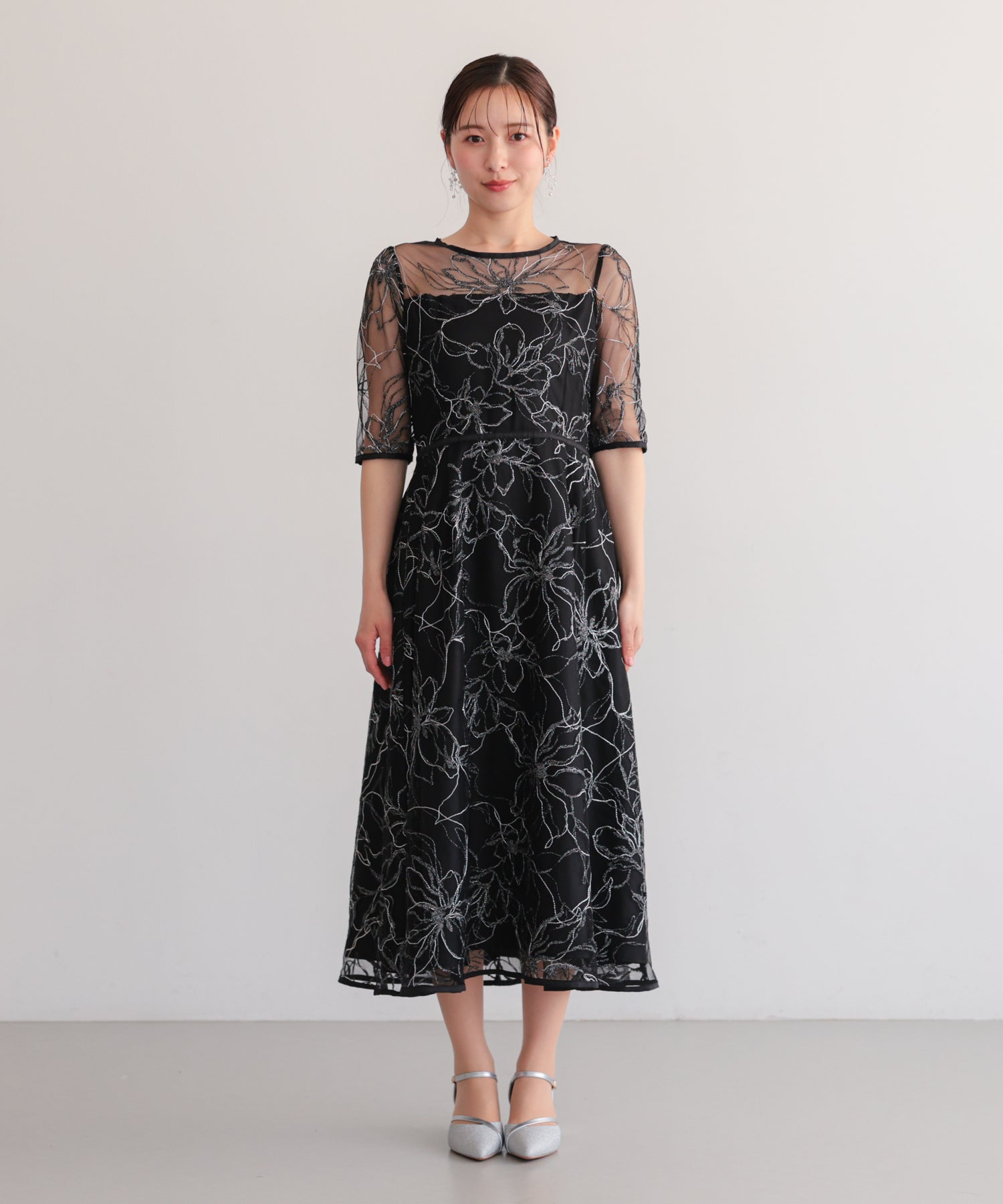 花柄刺繍フレアドレス/22326290