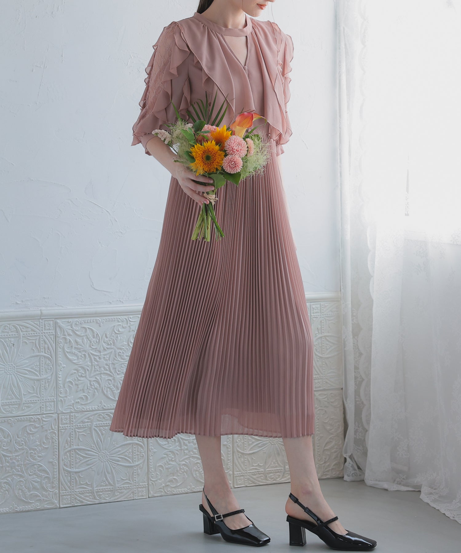 ラッフルキーホールネックドレス/22323206