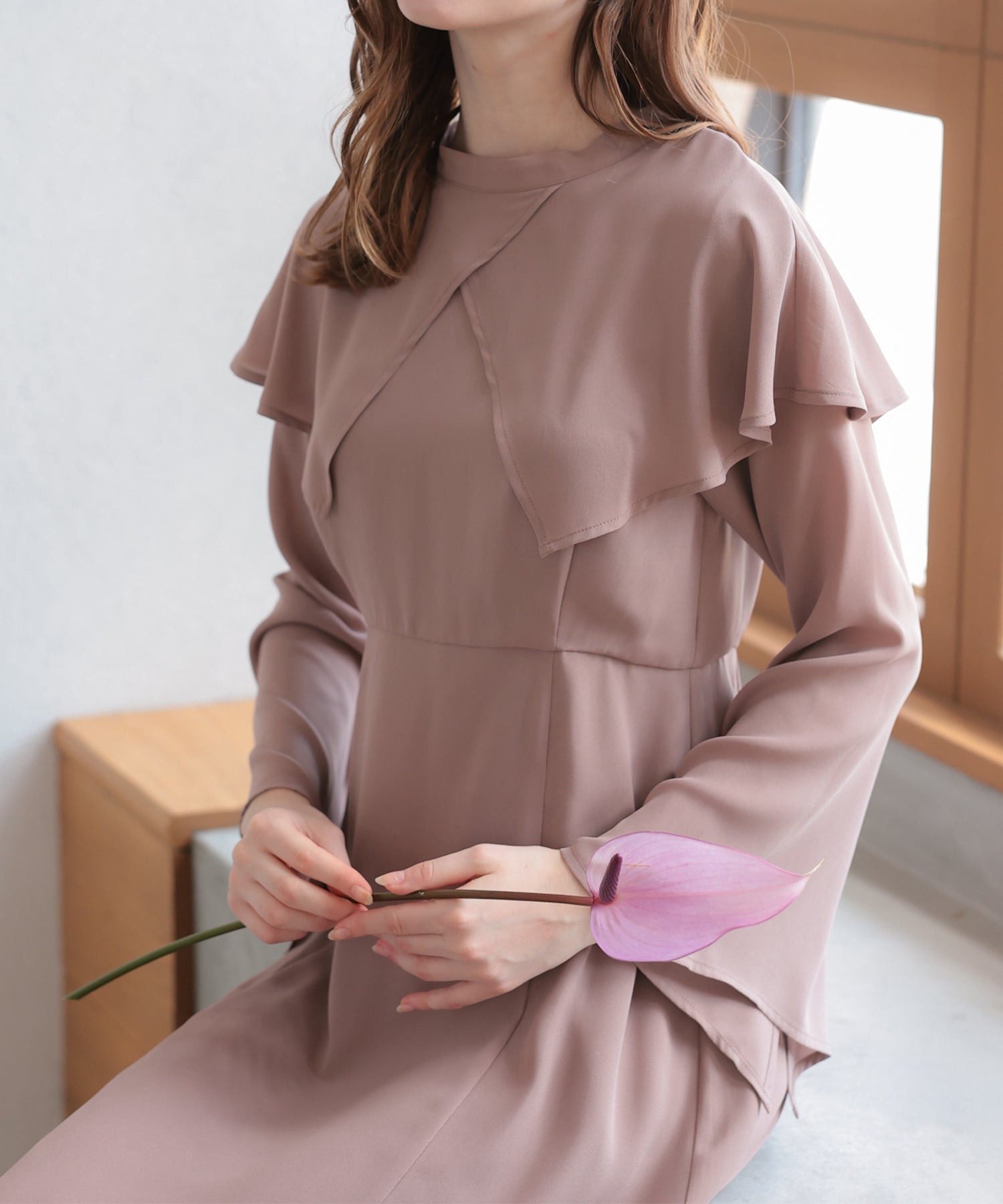 【SALE】ケープ襟ワンピースドレス/22323222