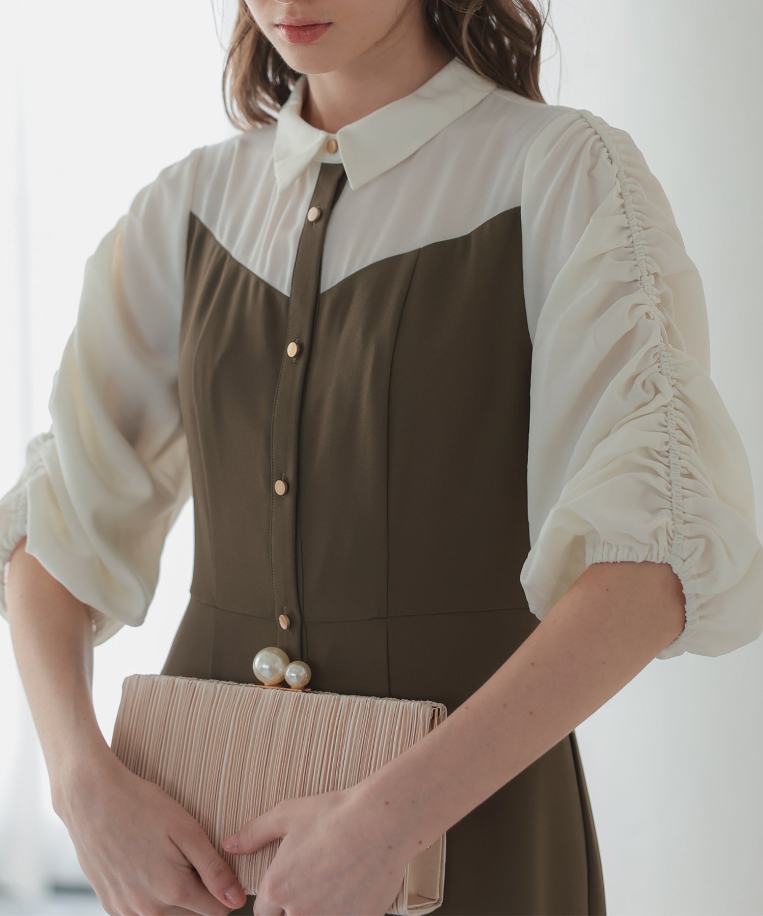 【SALE】シャツ風ギャザー袖マーメイドドレス/22323214
