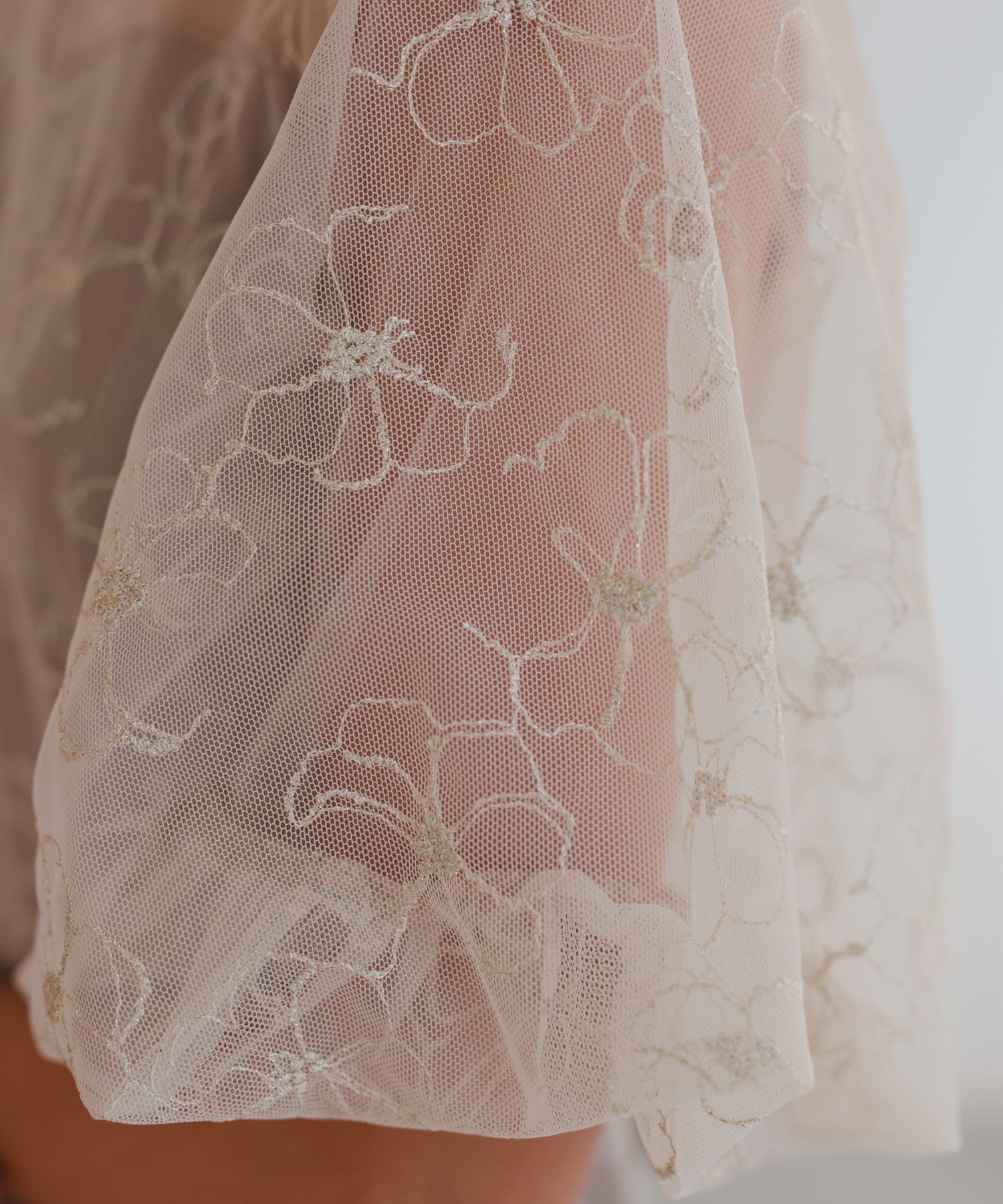 ベージュ/162cm/Mサイズ着用