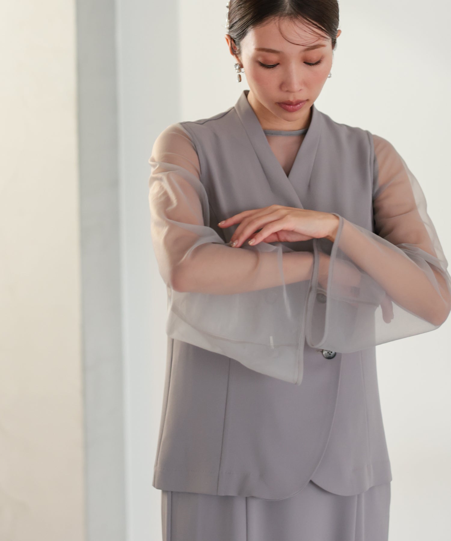 ベージュ/162cm/Mサイズ着用