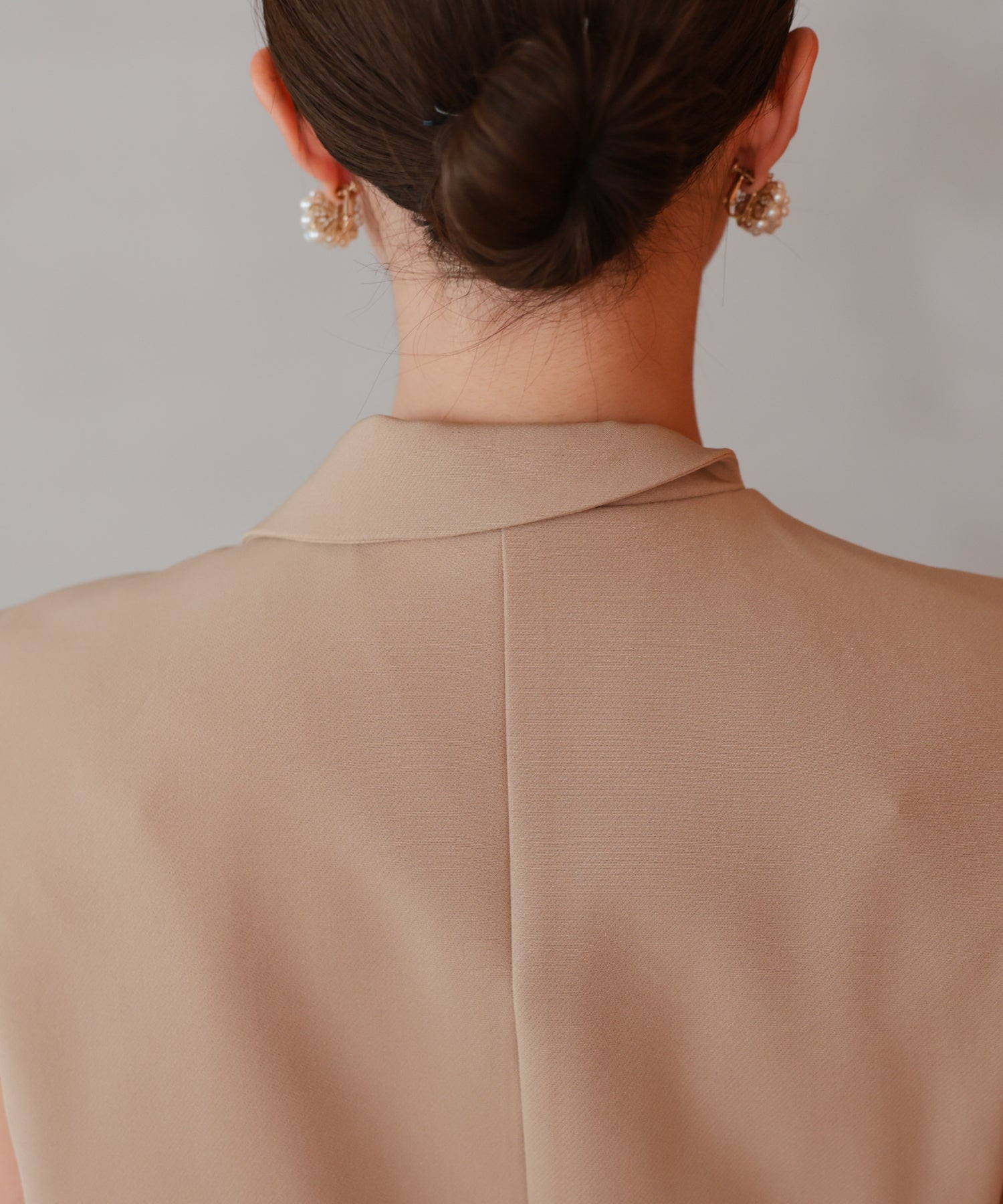 ベージュ/162cm/Mサイズ着用