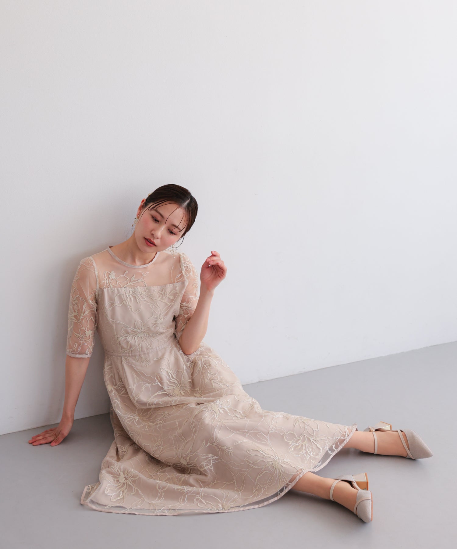 花柄刺繍フレアドレス/22326290