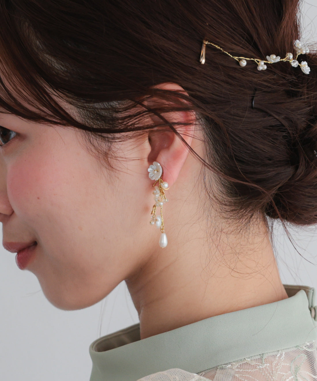 ドレスアクセサリー フラワーパールリーフイヤリング/ERT42008