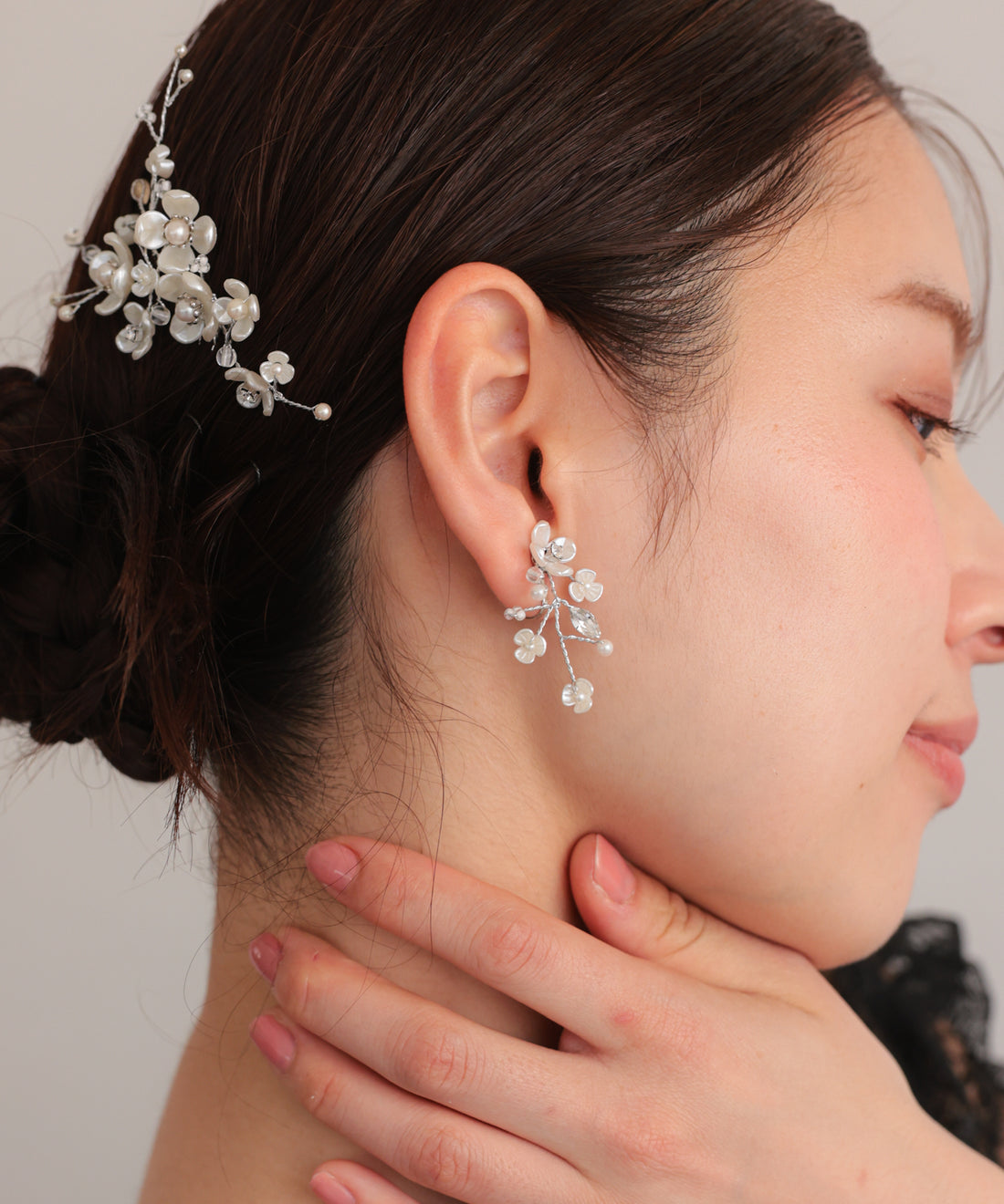 ドレスアクセサリー パールフラワー ビジューイヤリング/ERT42014