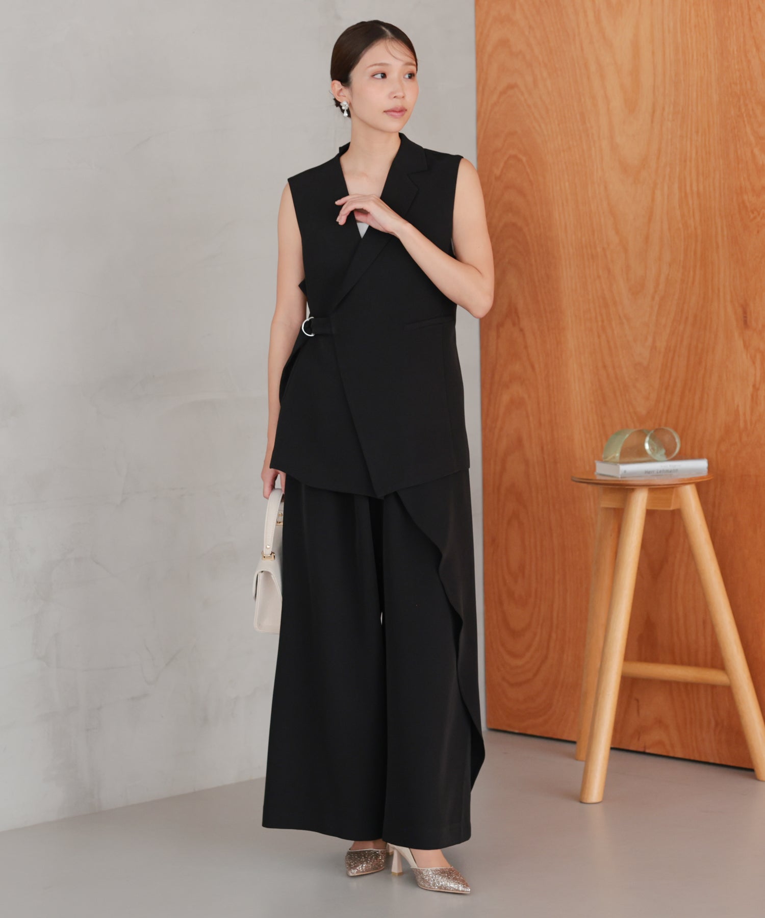 スーツ｜結婚式・二次会ドレス【公式-haremode(ハレモード)】