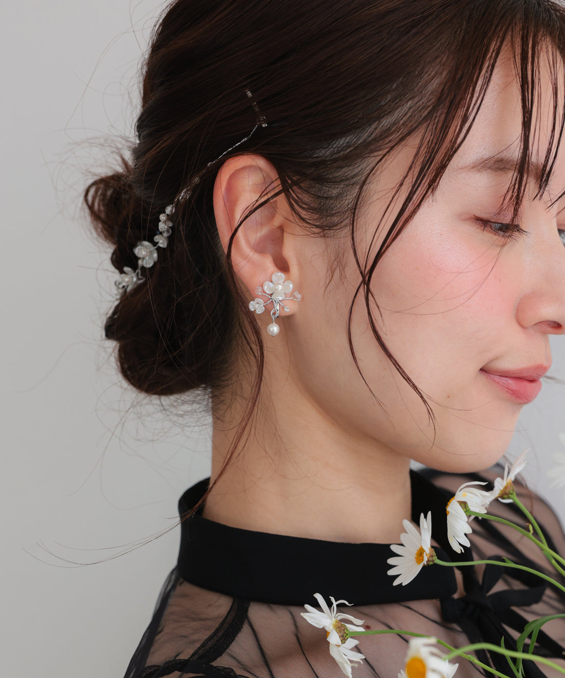 ドレスアクセサリー フラワーパールブーケイヤリング/ERT42002