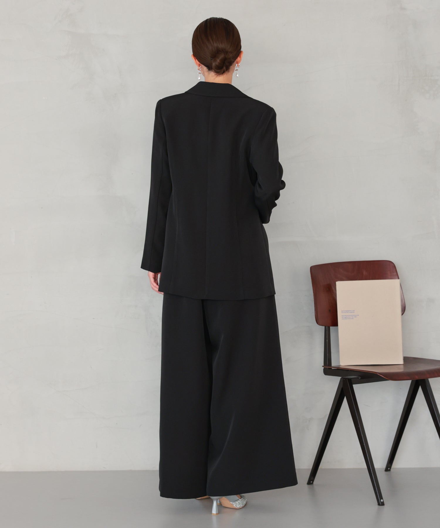 クラシックテーラード ウエストタイスーツ/22125610