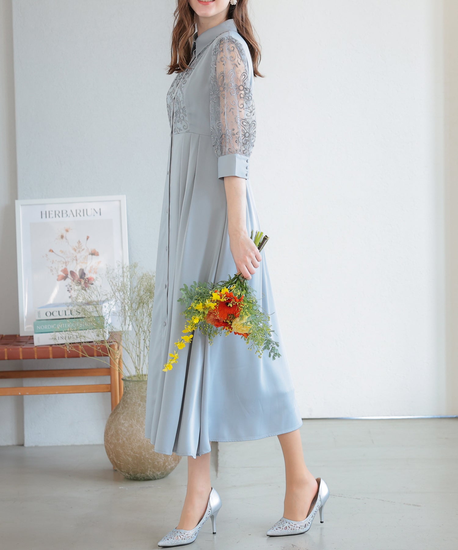 シャツ襟刺繍Aラインドレス/22323212