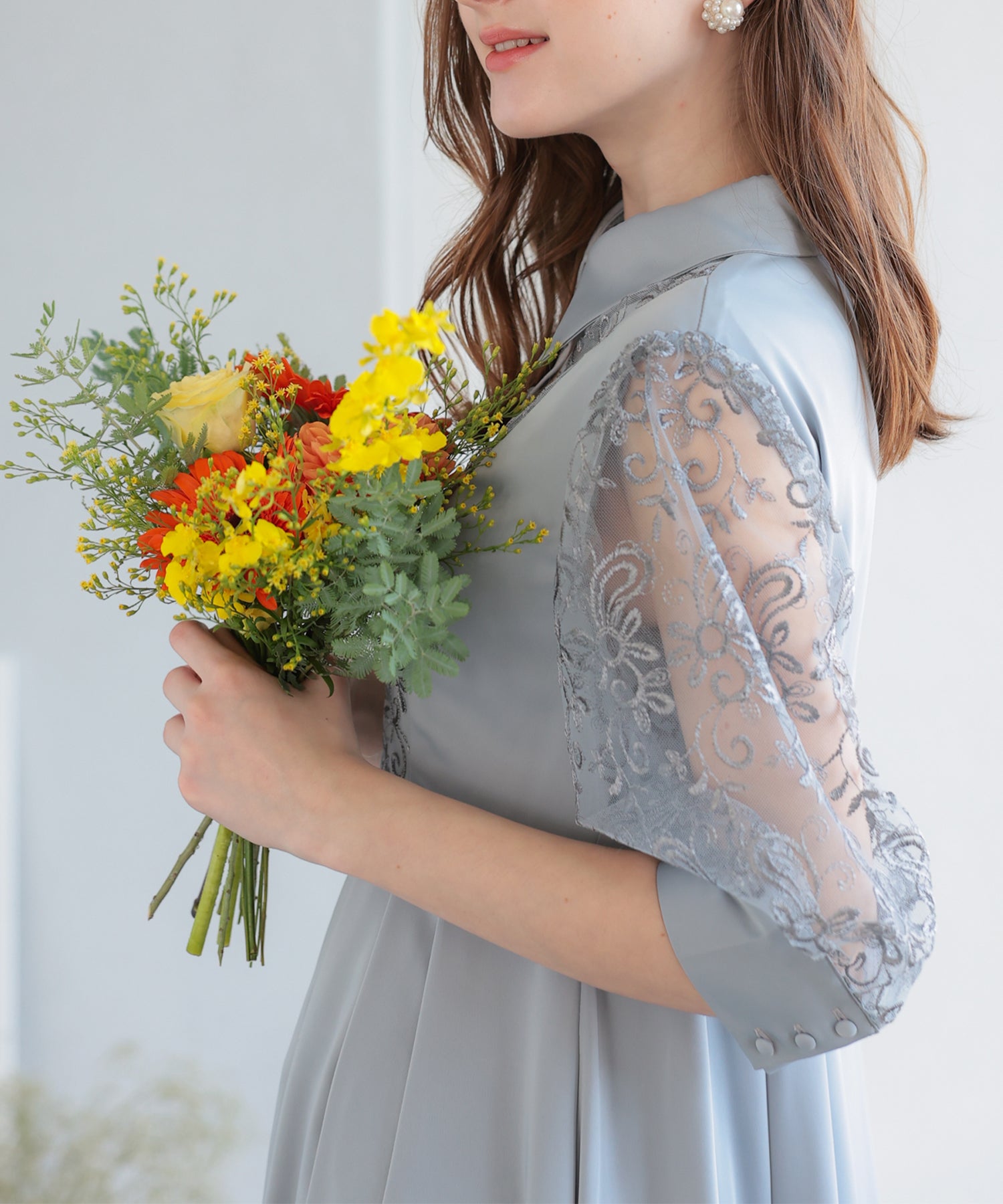 leja 黒 フラワー刺繍襟 オケージョンドレス M 結婚式 atlo（アトロ）の「刺繍襟 パーティードレス お呼ばれミモレ丈