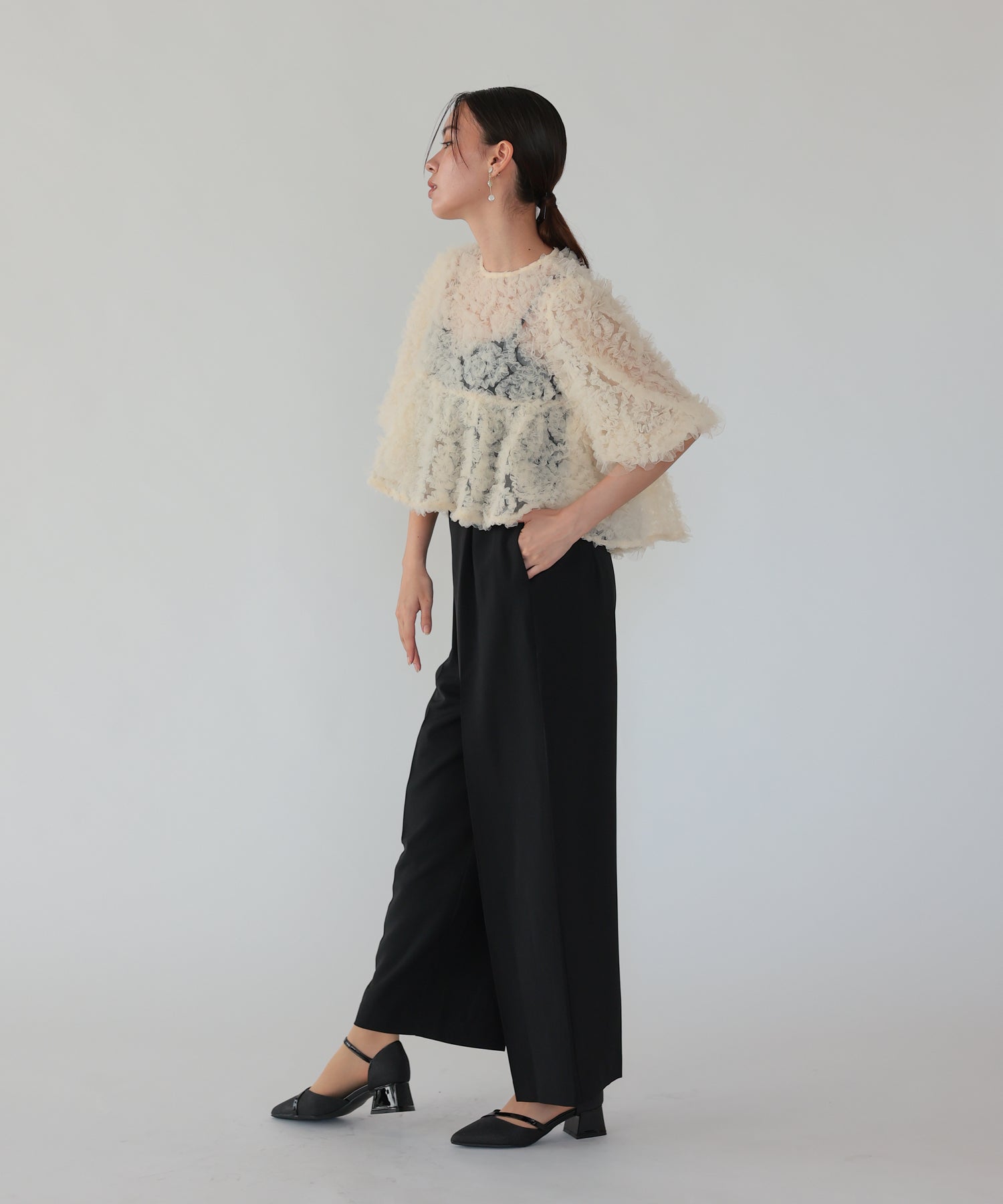 ベージュ×ブラック/164cm/Mサイズ着用