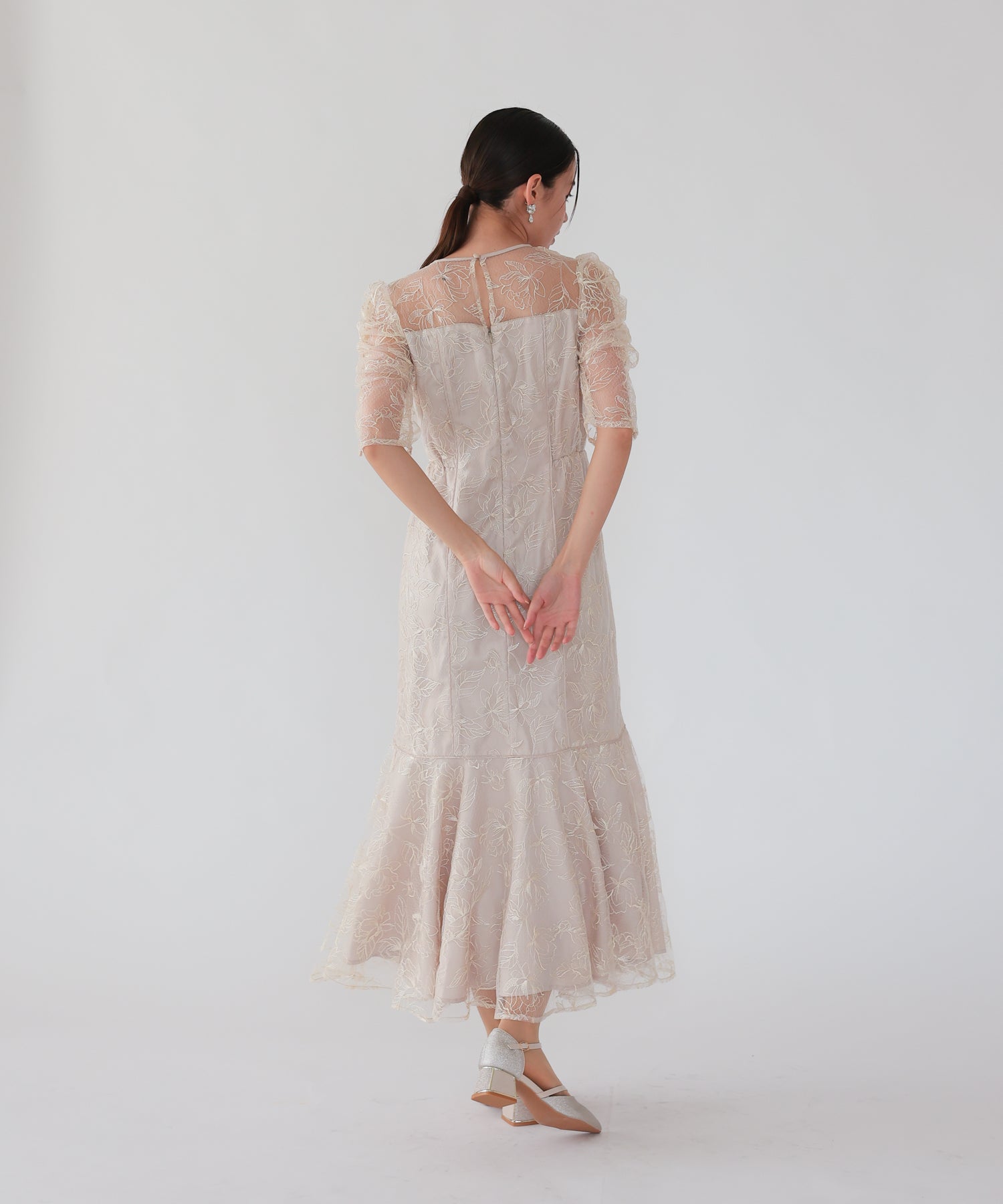 ベージュ/164cm/Mサイズ着用