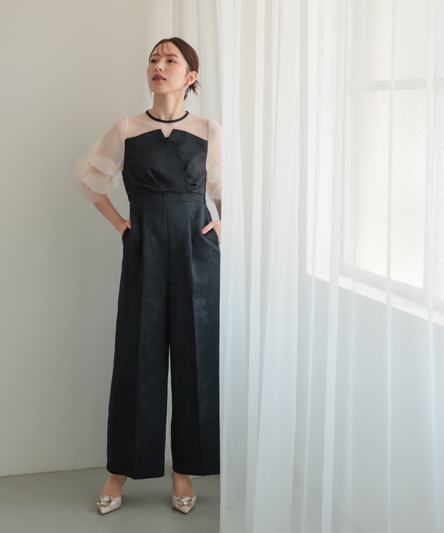 ブラック×ベージュ/163cm/Mサイズ着用