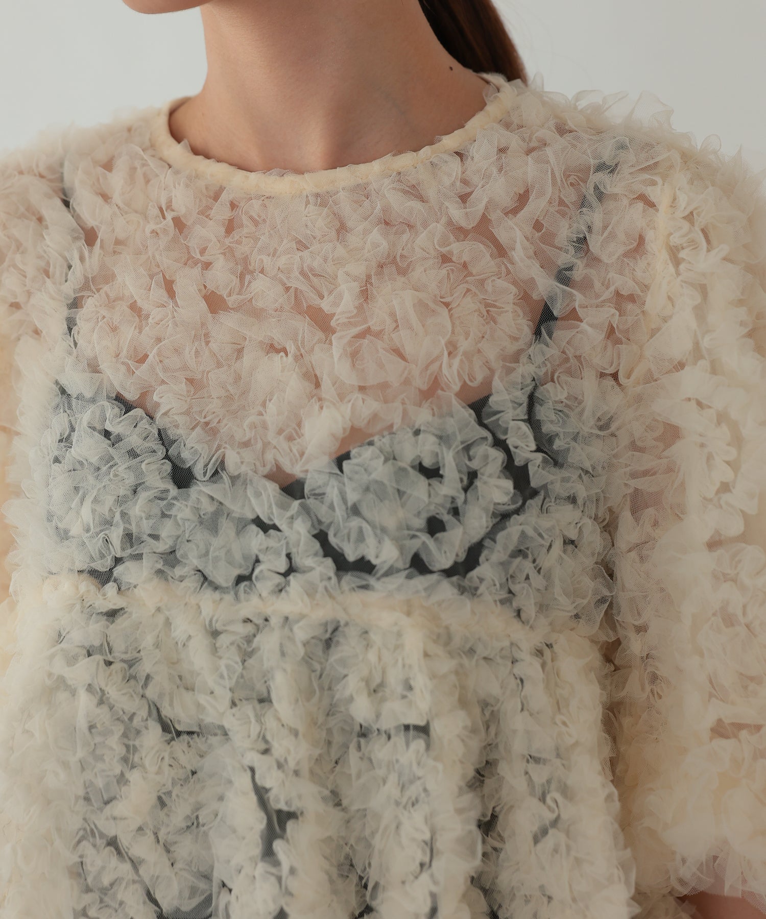 ベージュ×ブラック