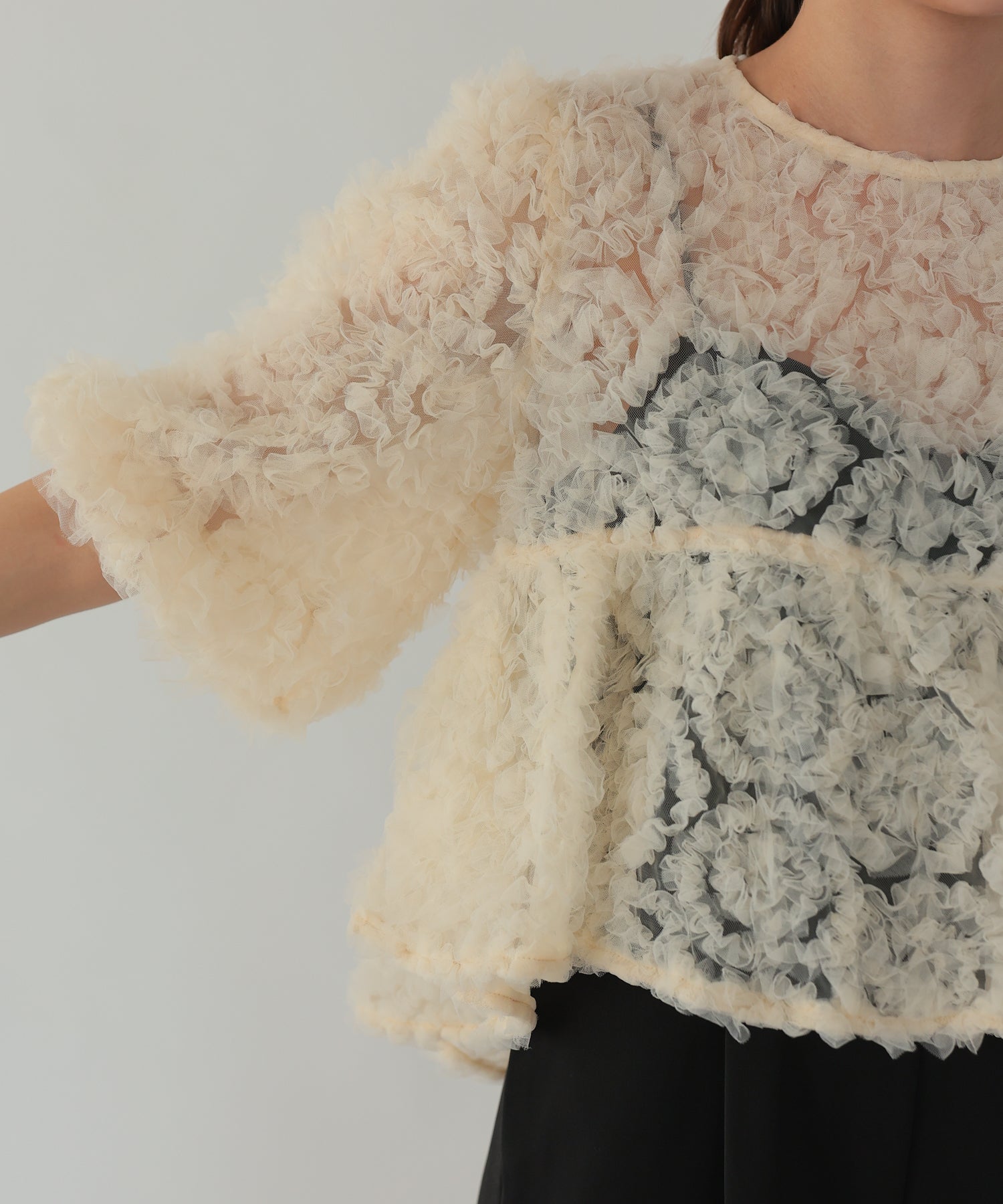 ベージュ×ブラック