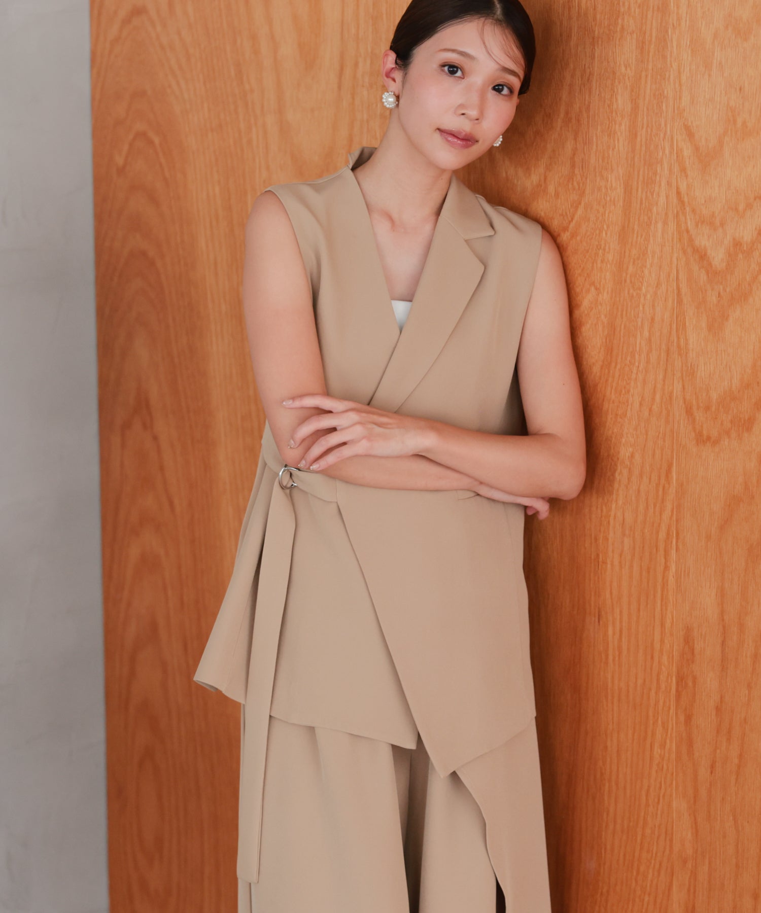 ベージュ/162cm/Mサイズ着用