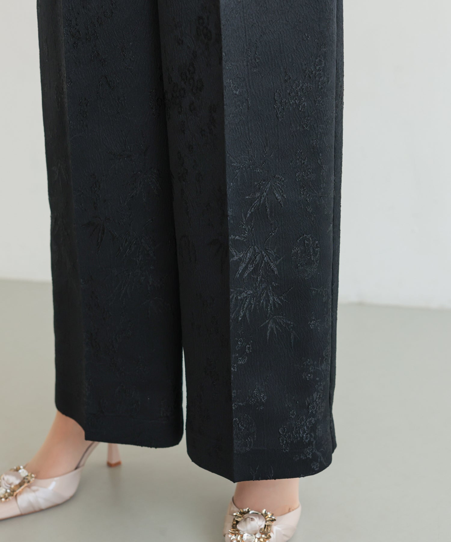 ブラック×ベージュ/163cm/Mサイズ着用