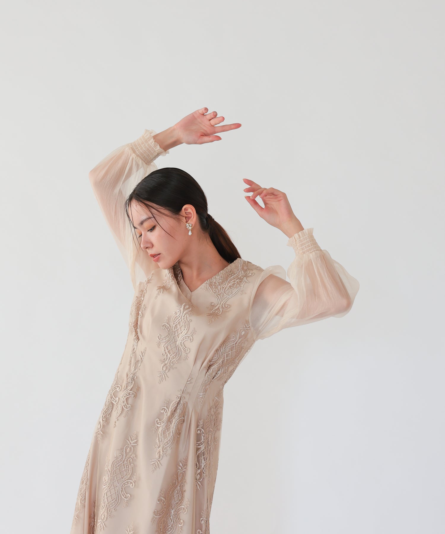 ベージュ/164cm/Mサイズ着用