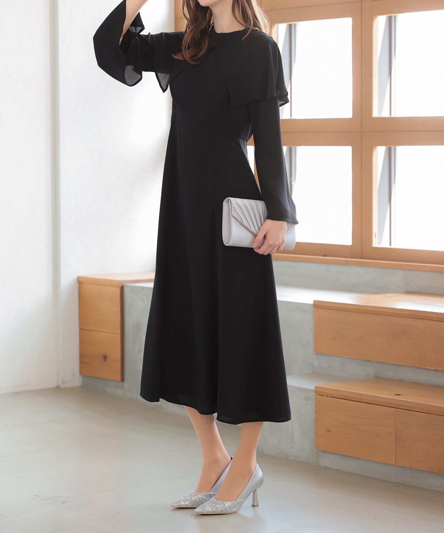 【SALE】ケープ襟ワンピースドレス/22323222