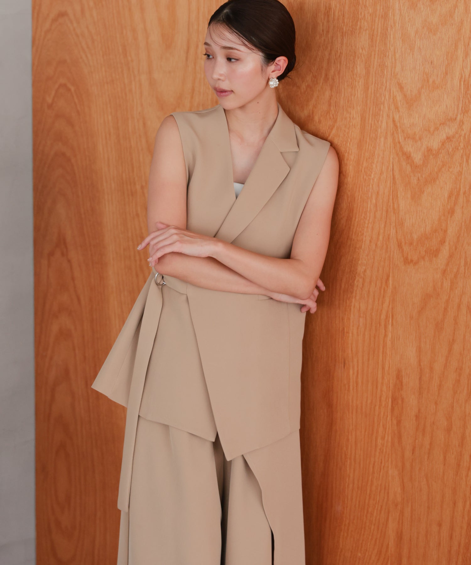 ベージュ/162cm/Mサイズ着用