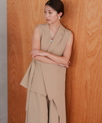 ベージュ/162cm/Mサイズ着用