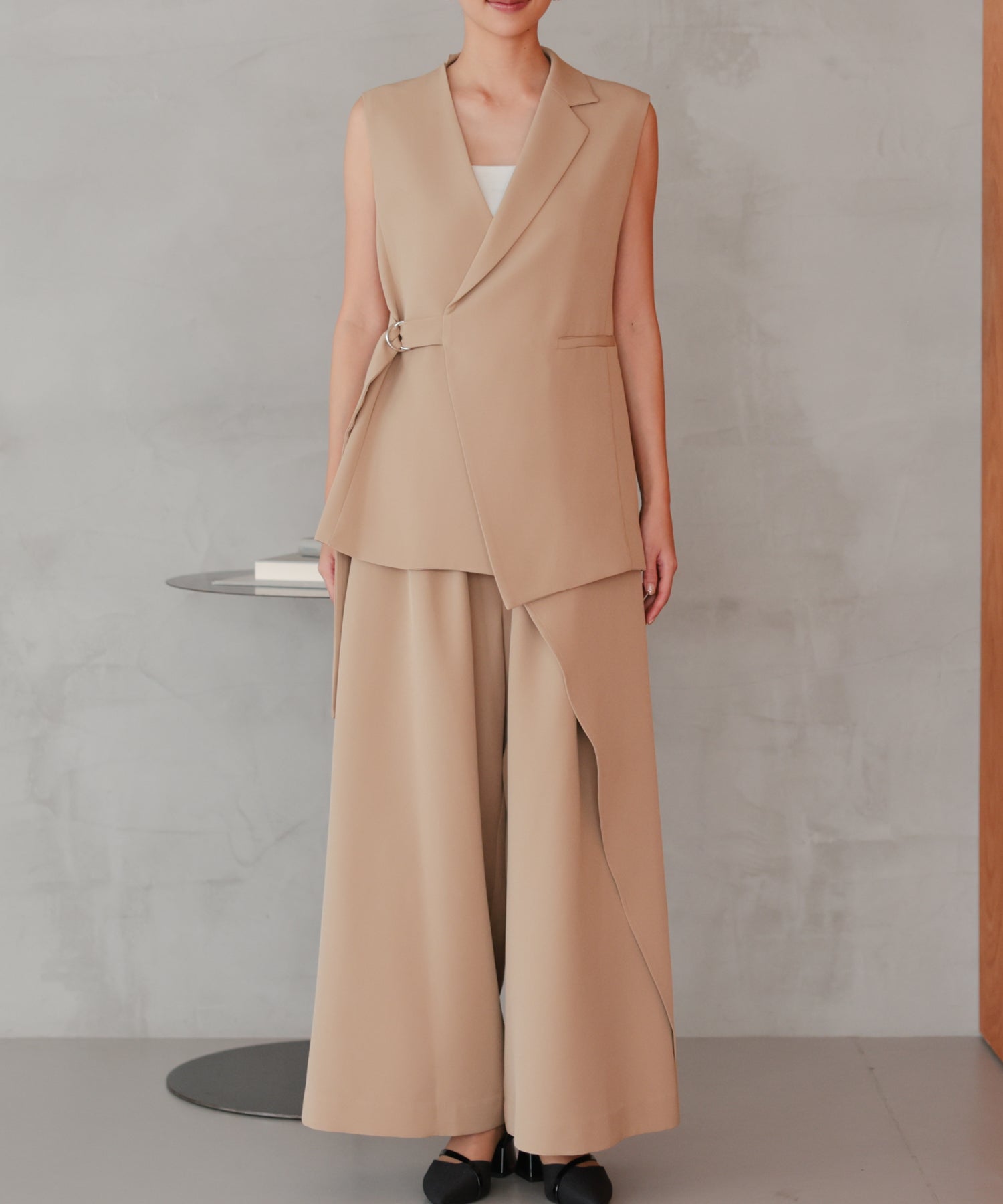 ベージュ/162cm/Mサイズ着用