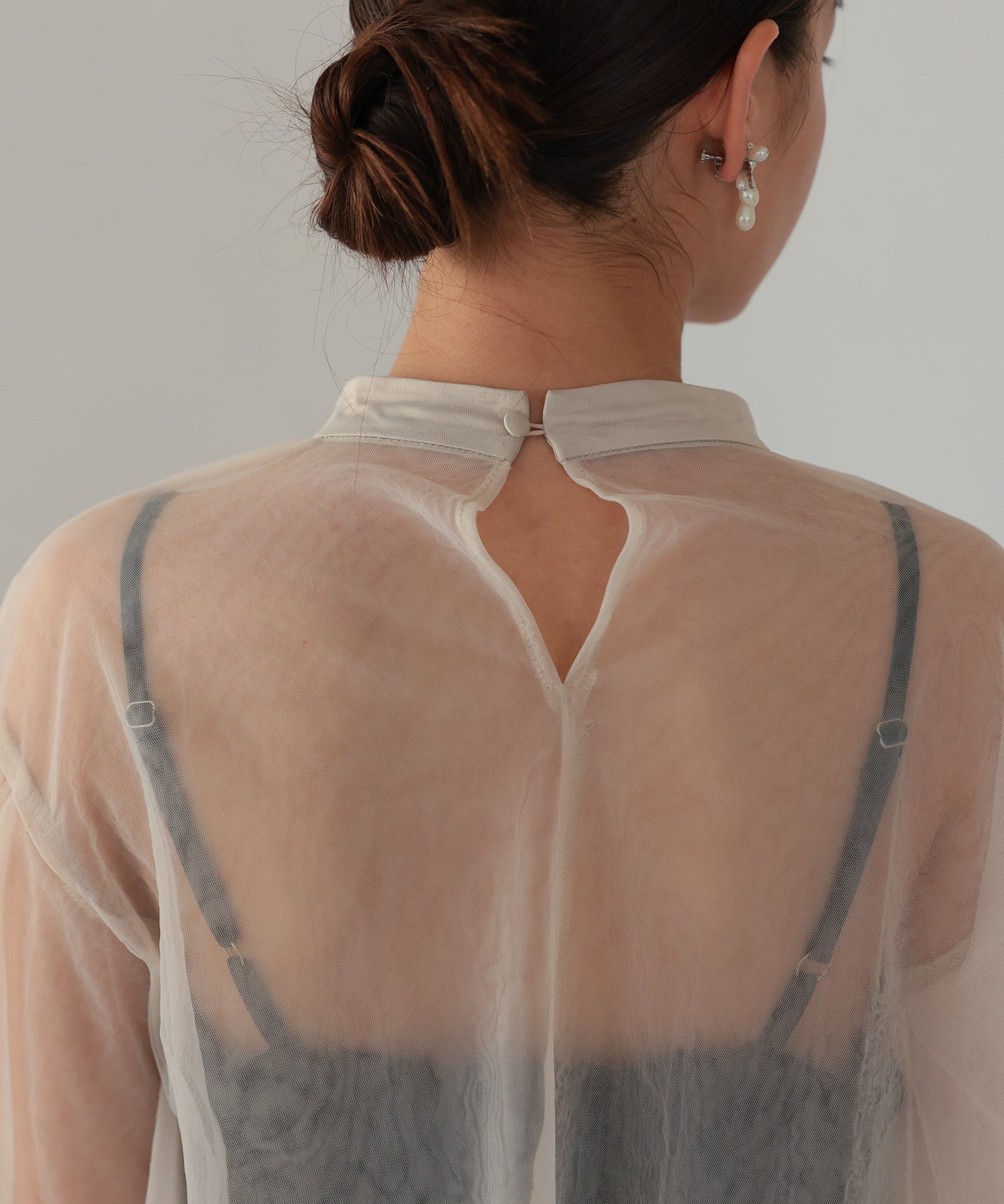 ベージュ×ブラック