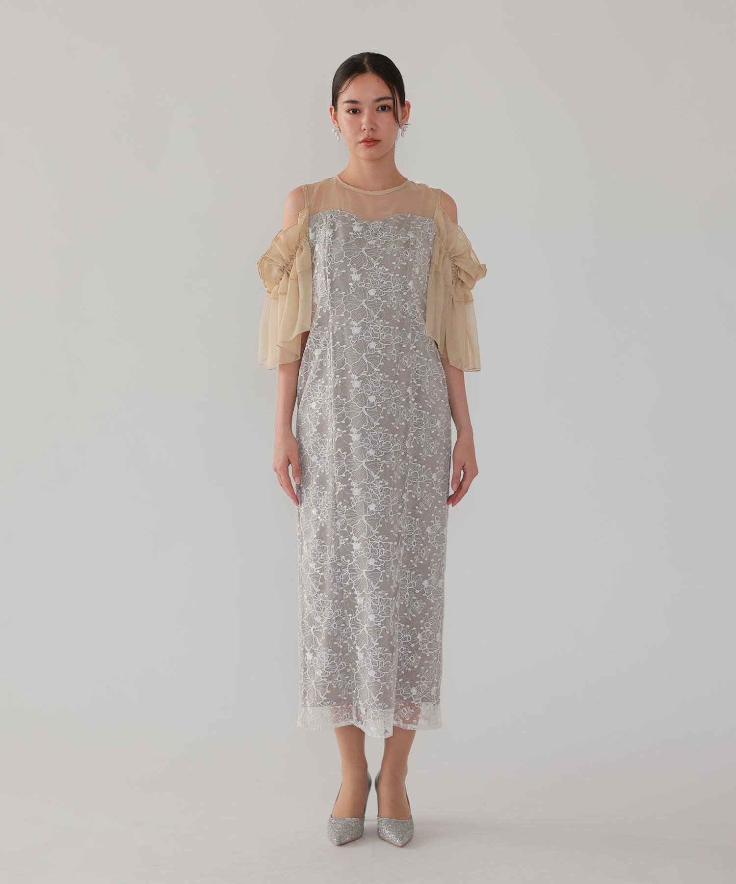 ベージュ/164cm/Mサイズ着用