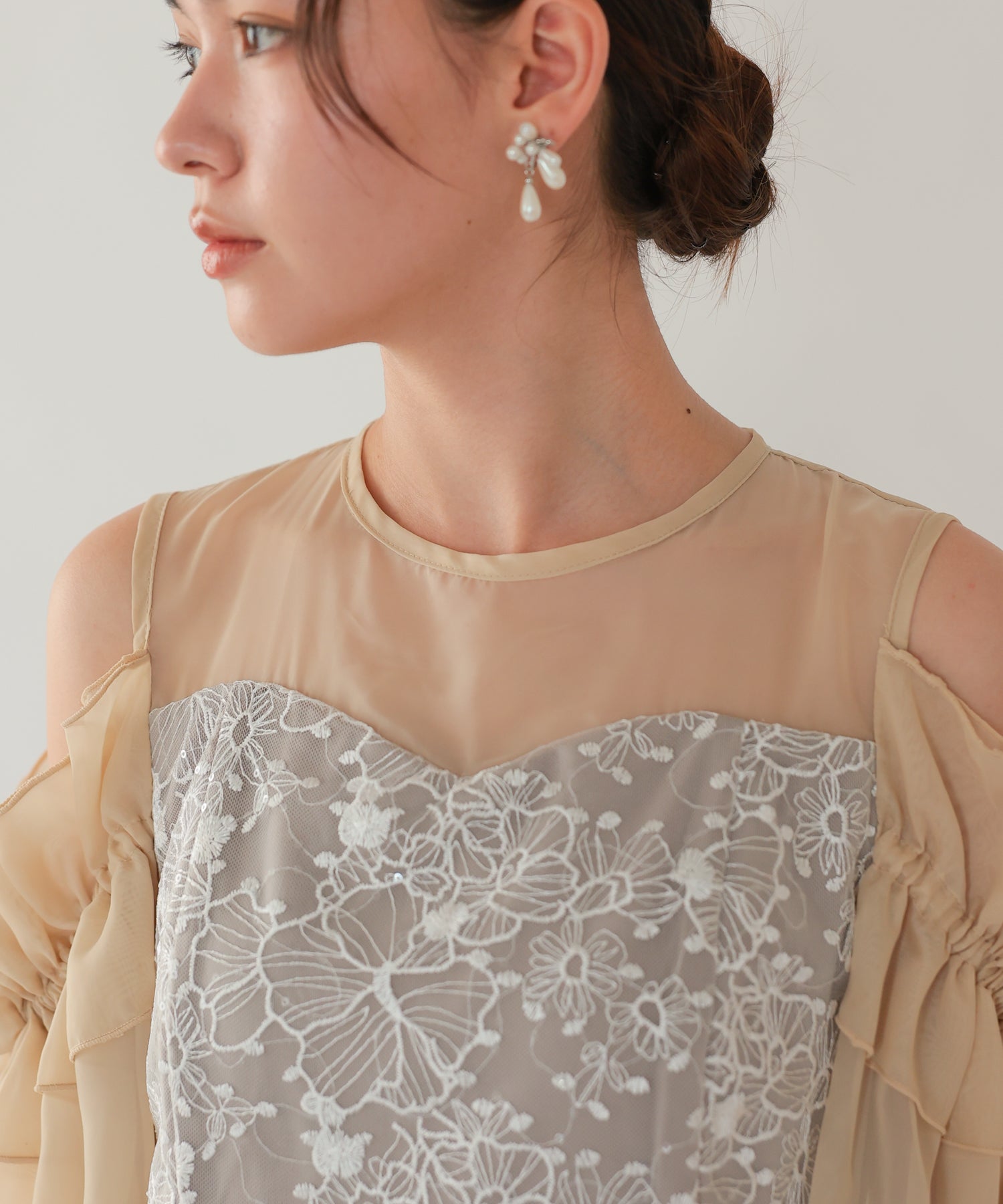 ベージュ/164cm/Mサイズ着用