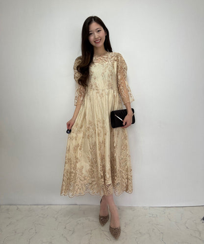 ベージュ/Mサイズ着用/163cm