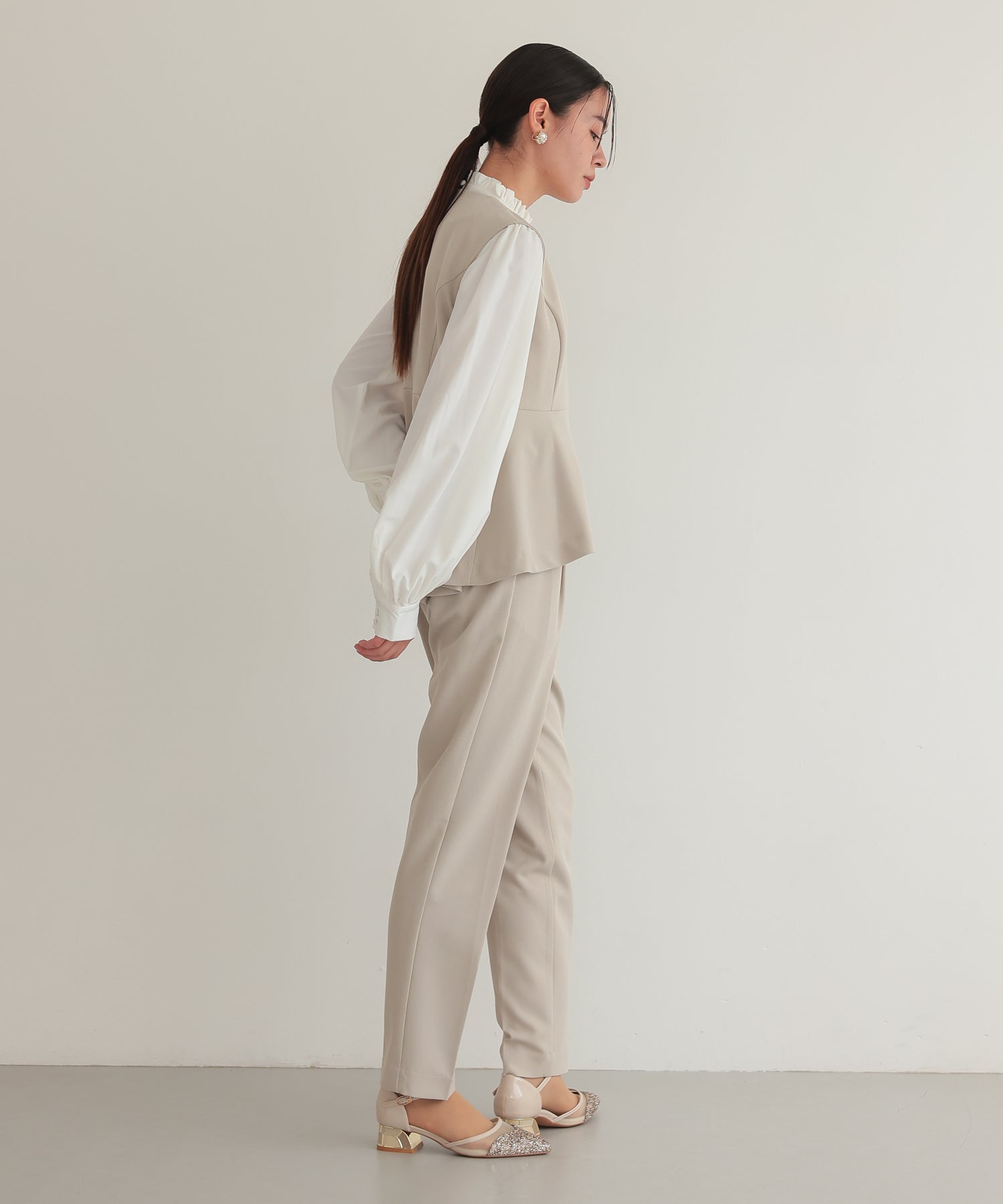 結婚式・お呼ばれドレス｜クルーネックベストセットアップスーツ